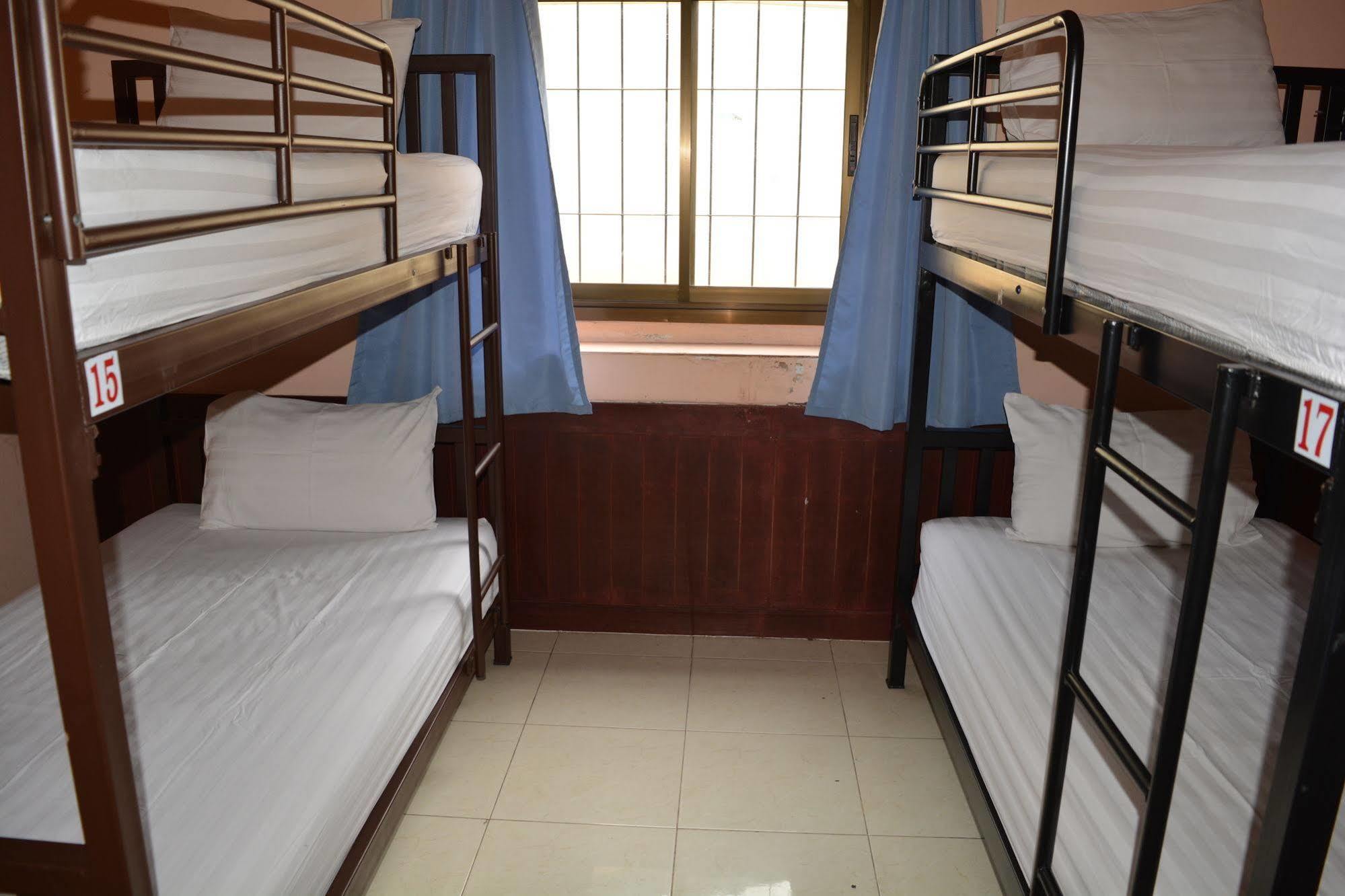 Little Austria Tams Guesthouse Chaweng Beach Buitenkant foto