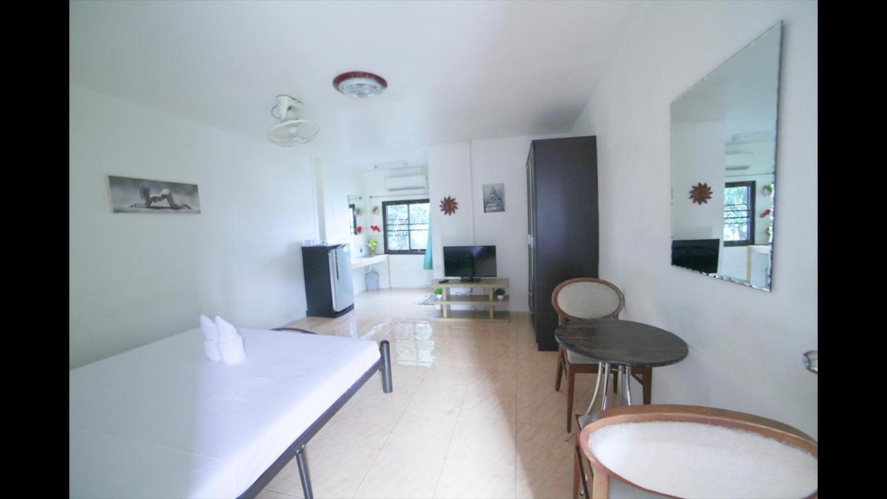 Little Austria Tams Guesthouse Chaweng Beach Buitenkant foto